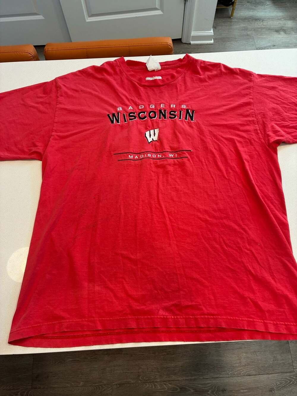 Vintage Lee Sport Wisconsin Badgers T-Shirt Red Embroidered